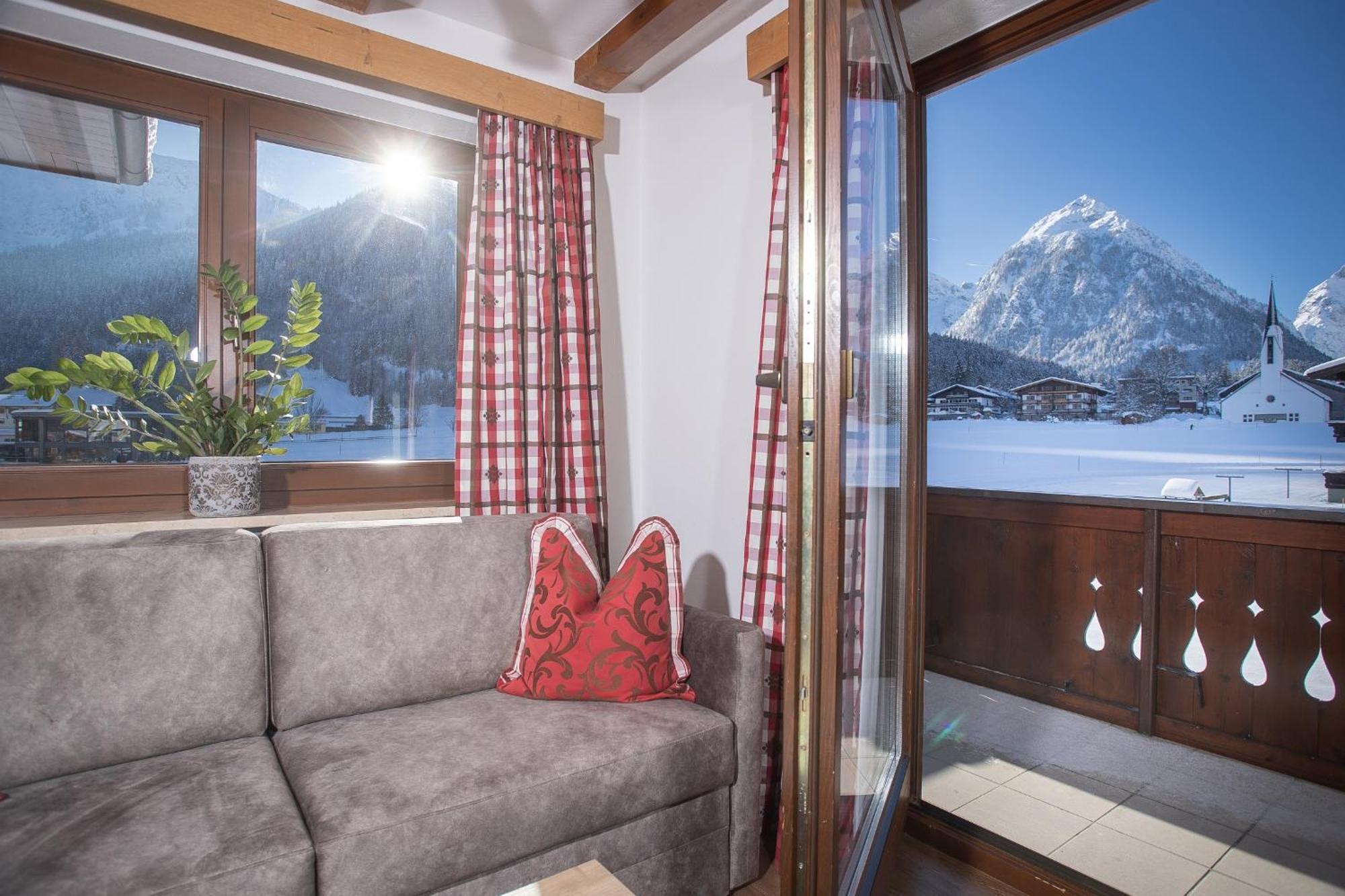 Alpenherz Ferienwohnungen Pertisau Exteriör bild