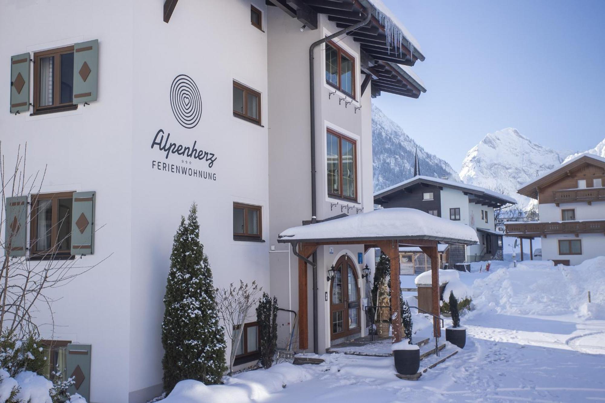 Alpenherz Ferienwohnungen Pertisau Exteriör bild