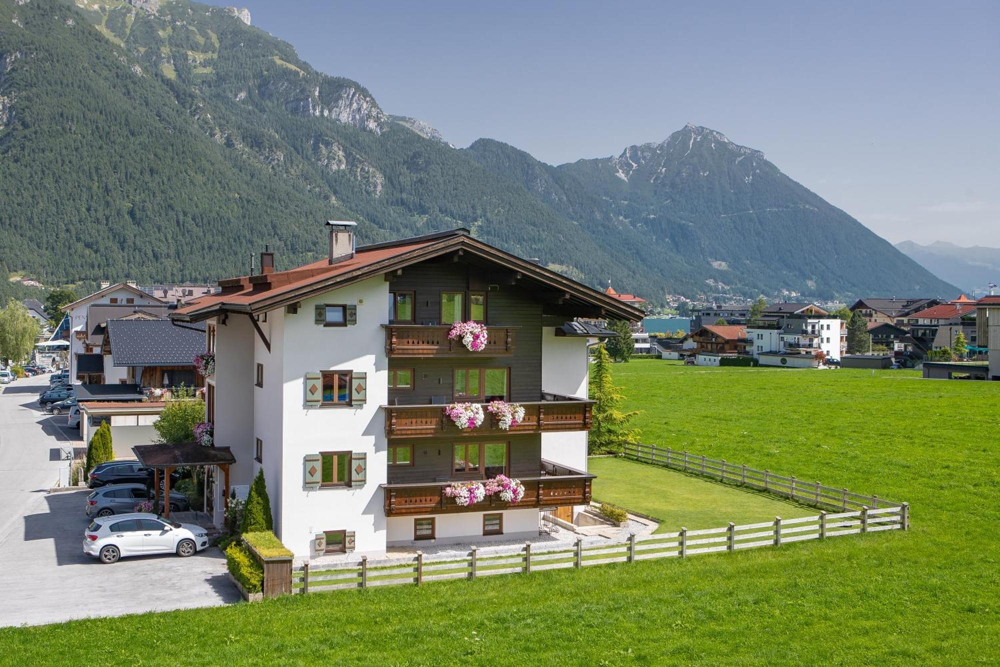 Alpenherz Ferienwohnungen Pertisau Exteriör bild